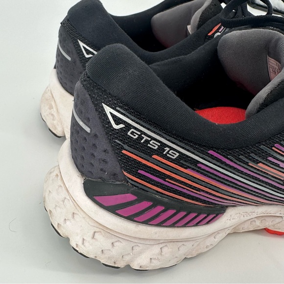 BROOKS Adrenaline GTS 19 Women's Black Purple Running Shoes size 10 - Picture 5 of 11